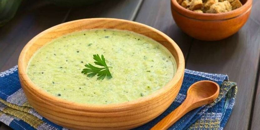 Puree soup of cabbage and zucchini is a dish for the stomach on the menu of a hypoallergenic diet